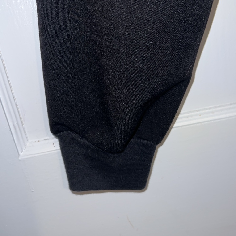 FIGS Black scrub pants - Picture 2 of 8